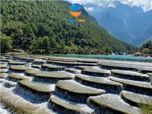 Bạch Thủy Hà đẹp như mộng khi Quý khách tham gia tour Lệ Giang Shangrila